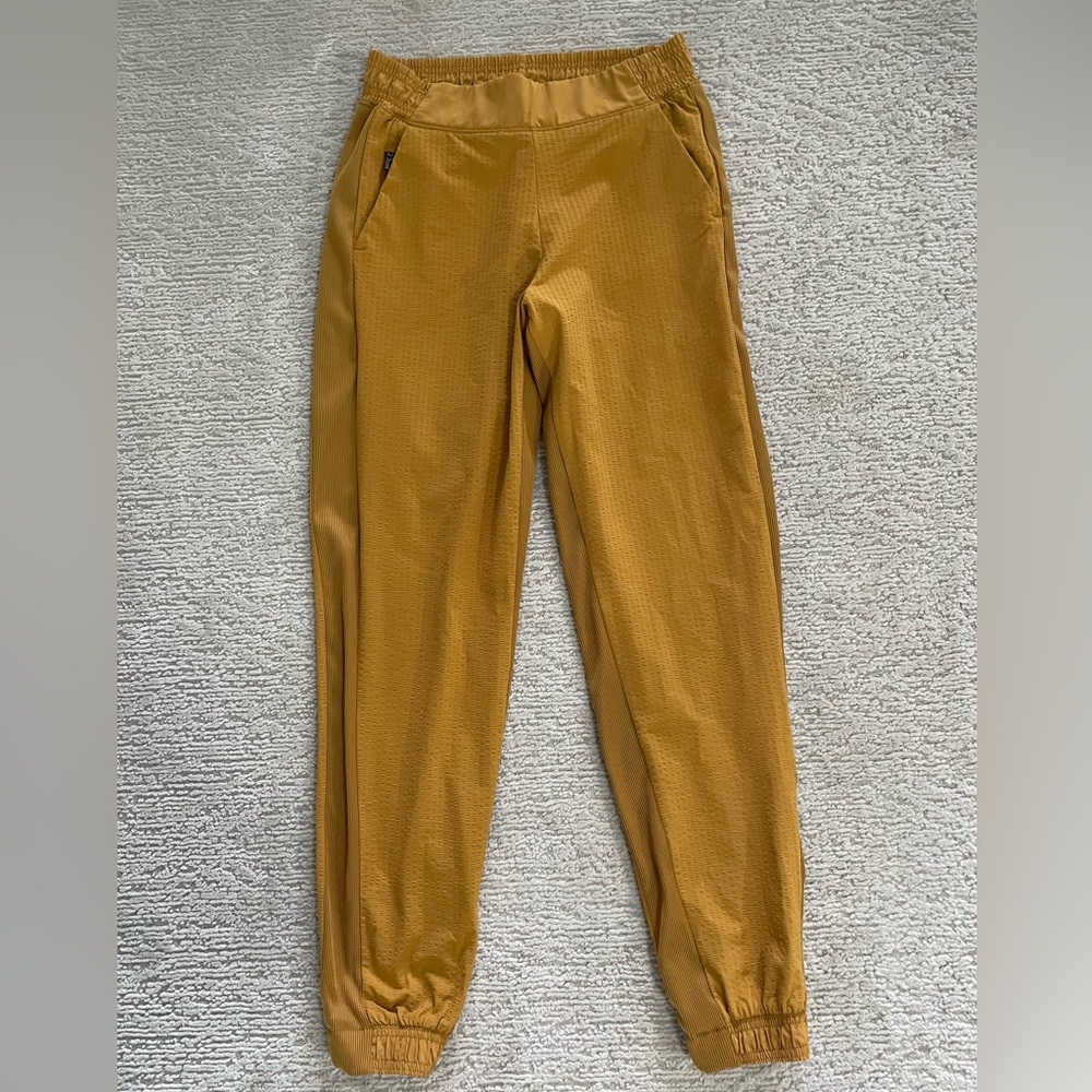 ATHLETA textured Brooklyn Jogger size 0